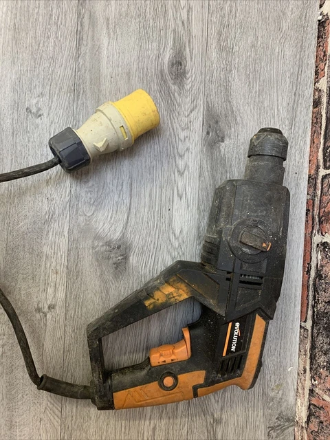 Image of Black & Decker KR70LSR hammer drill on Amazon website