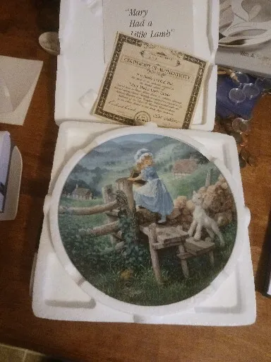 Knowles 1992 Classic Mother Goose MARY HAD A LITTLE LAMB Ltd Ed Plate