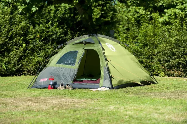 Coleman Instant Dome 5 Person Berth Festival Family Tent