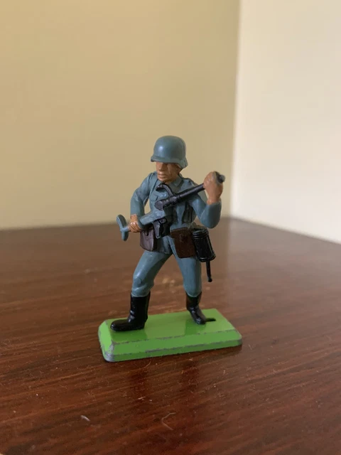 Britains Deetail Kubelwagen – Soldats Allemands WW2 – 1/32 – Vintage Diecast