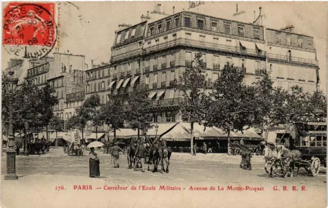 CPA AK PARIS 7th Carrefour de l'École Militaire Avenue la Motte-Picquet (535037)