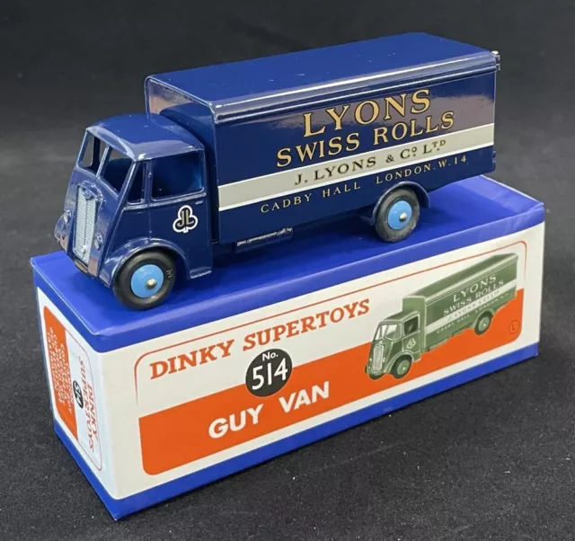 Atlas Dinky Guy Vixen Box Van Lyons-514