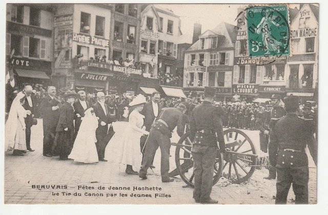 BEAUVAIS - Oise - CPA 60 - Jeunes Filles au tir de canon  Fetes Jeanne Hachette