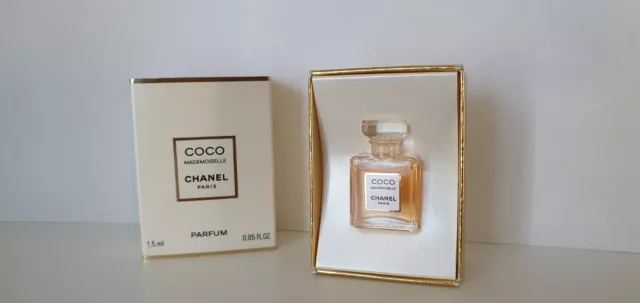 น้ำหอมจิ๋ว Chanel Coco Mademoiselle EDP 1.5ml พร้อมกล่องแบบพกพา
