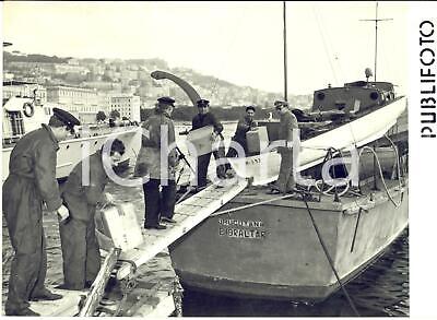 1957 NAPOLI Guardia di Finanza sequestra motovedetta URUGOYANA per contrabbando