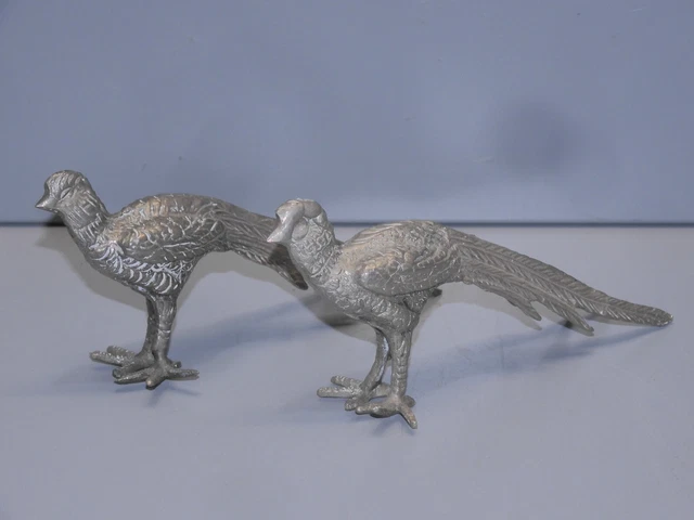 Lot De 22 Miniatures Anciennes En Porcelaine Et Verre - Décoration Vitrine