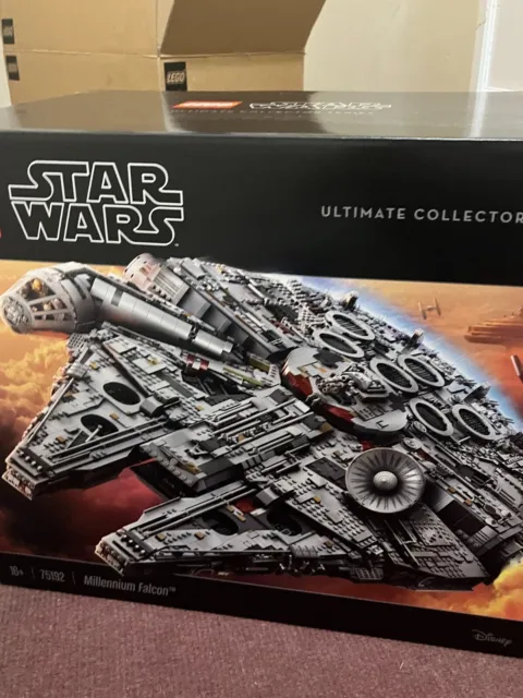 NEW LEGO 75192 Millennium Falcon 7541 Piece SEALED Shipping Free