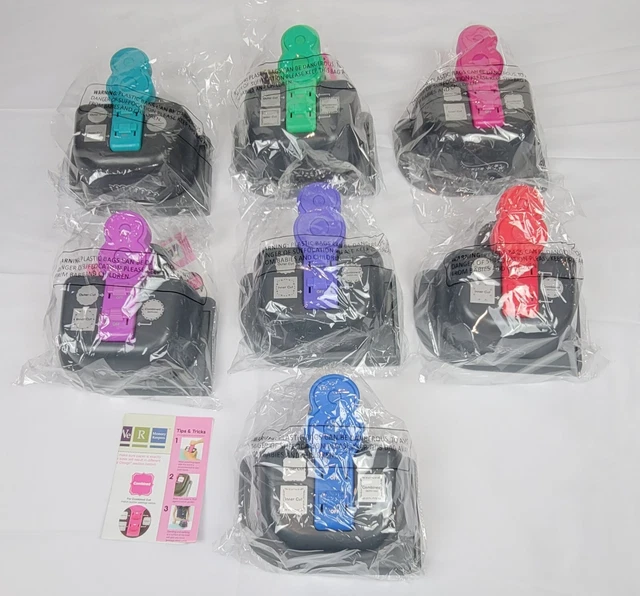 Lote de 7 punzones de papel Lucky 8 de We R Memory Keepers