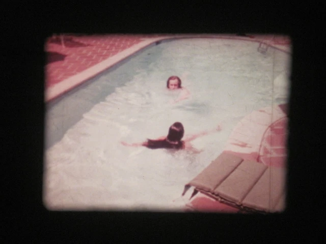 Joli Film Super 8 mm :  Le Monstre a la Piscine    "Eroti'x"