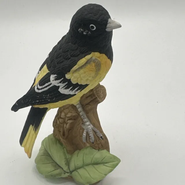 Lefton Gold Finch Hand-Painted Porcelain Bird Figurine Figure 06007 Taiwan