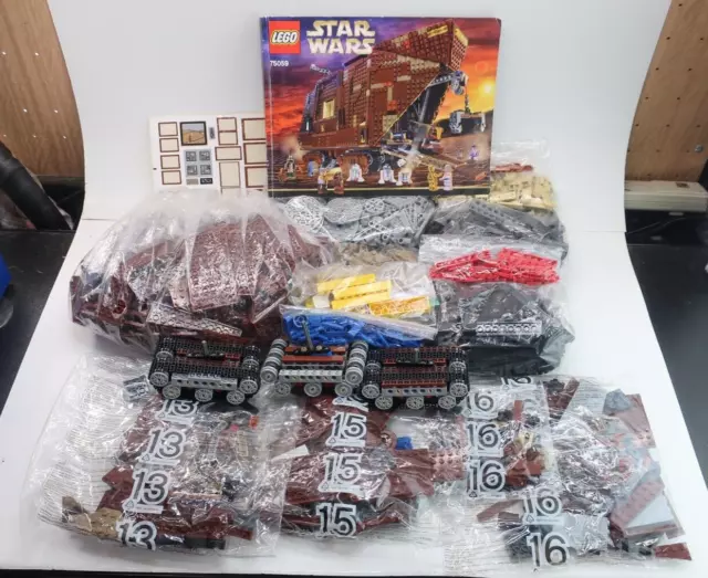 Lego 75059 UCS Star Wars Sandcrawler - Incomplete No Minifigures w/ Manual