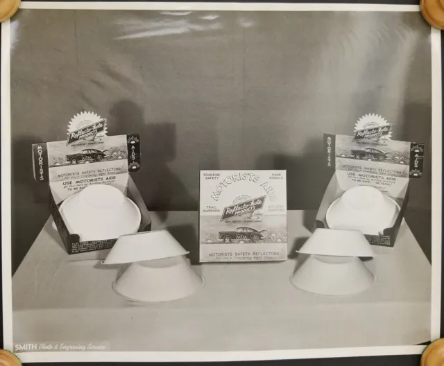 1940s Reflective Disks Advertising Photo Motorist Car Safety Vehicle Breakdown