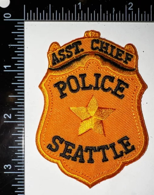 VINTAGE OBSOLETE Seattle Washington WA Assistant Chief Patch