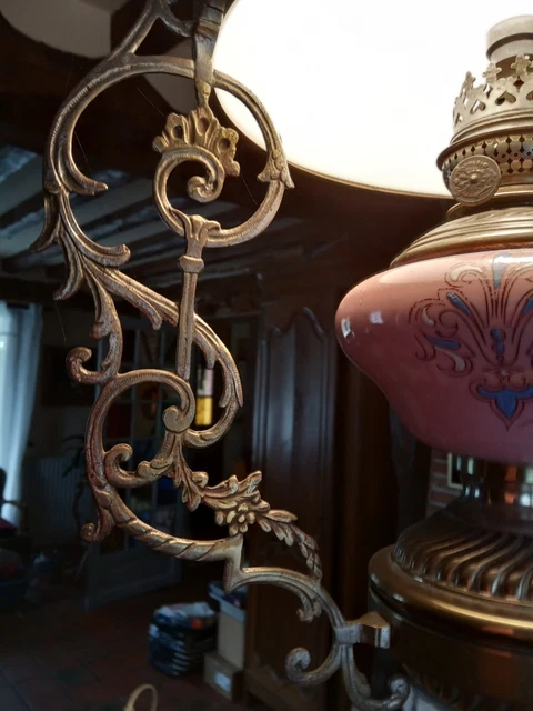 ancien-lustre-lampe-petrole-monte-et-baisse-suspension-du-19-em