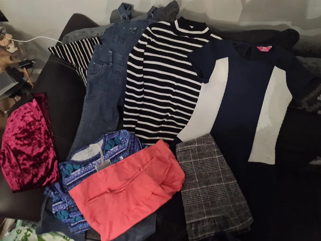 7 x Item Bundle Girls Age 9 - 10 Years.  Dress, Skirt, Top, Jumper. Joblot