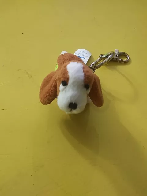 Basset hound deals keychain