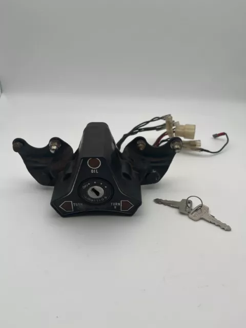 Yamaha RD 250 1A2 RD 400 Kontrolleuchte Tacho Bracket Box Zündschloss Key #16928