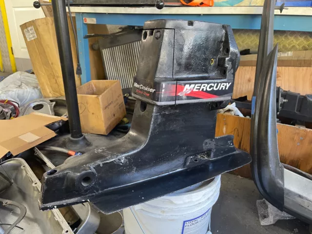 Mercruiser Bravo 1 Upper Gear Case Only USED GOOD CONDITION Mercruiser Bravo 1 Upper Gear Case Only USED GOOD CONDITION