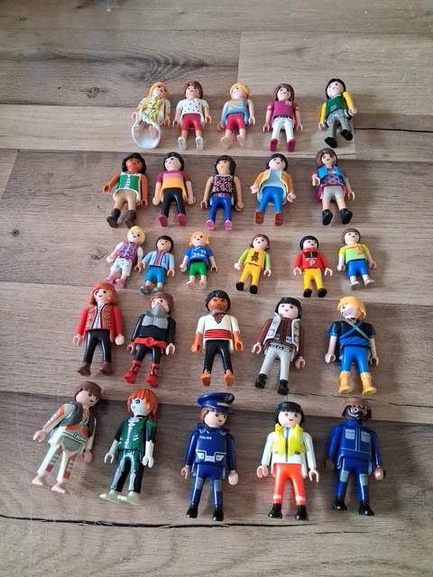 Super Lot De 18 Figurines De Catch, Personnages De Lutte, état Correct Pour Jouer