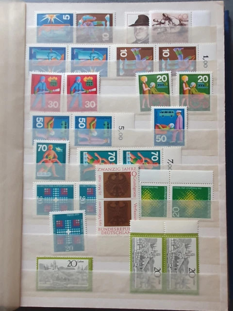 Briefmarken Lot Bundesrepublik Deutschland, BRD, postfrisch, im kleinen Album