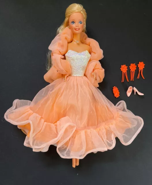 Mattel 7926Peaches 'N Cream Barbie Doll