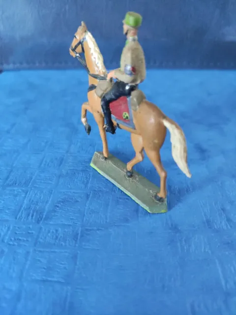 alte Zinnfigur Zinnsoldat auf Pferd Höhe 6,5cm Vollfigur 3