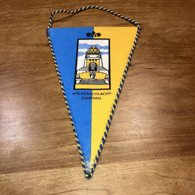 selten DDR Wimpel Völkerschlachtdenkmal Messestadt Leipzig Souvenir pennant