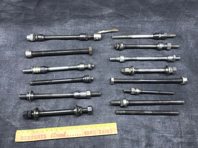 Ancien Vélo à Petites Roues – Type Vélo De Gendarme / Chapeau De Gendarme – En état De Rouler