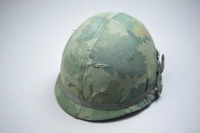 VIETNAM WAR M1 STEEL HELMET w/EARLY MITCHELL CAMOUFLAGE COVER ‘65’