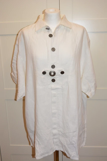 White linen Oktoberfest shirt Bavarian embroidered shirt   Size XL