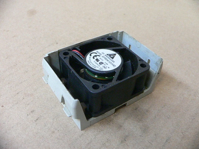 Delta EFB0412VHD F00 40x40x20mm 4020 12V 0.18A DC BRUSHLESS Fan 3pin M416 QL KC3