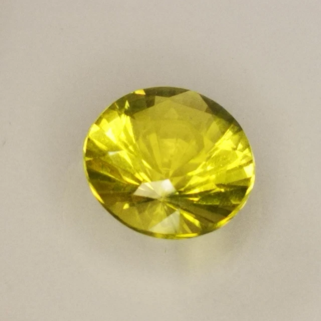 Quartz jaune naturel d'Afrique - VVS - Rond 7.26 Carats