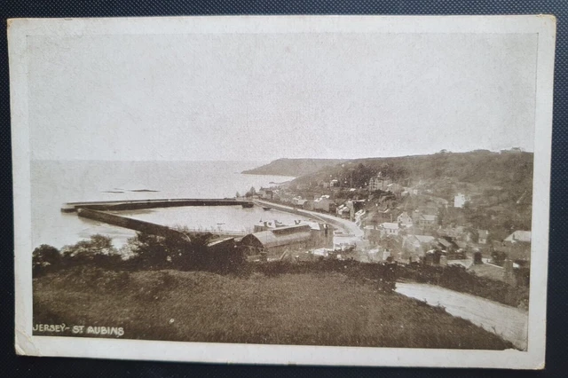 Unposted Vintage B&W Postcard - St Aubins, Jersey  b2