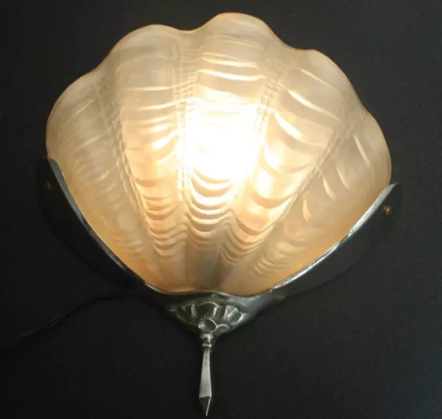 Vintage Wall Light Art Deco Shell Sconce Chrome & Glass (My3Al)