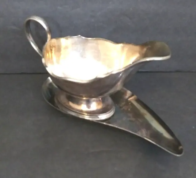 Silverplate Gravy Boat And A Gorham Silverplate Tray Set Of 2