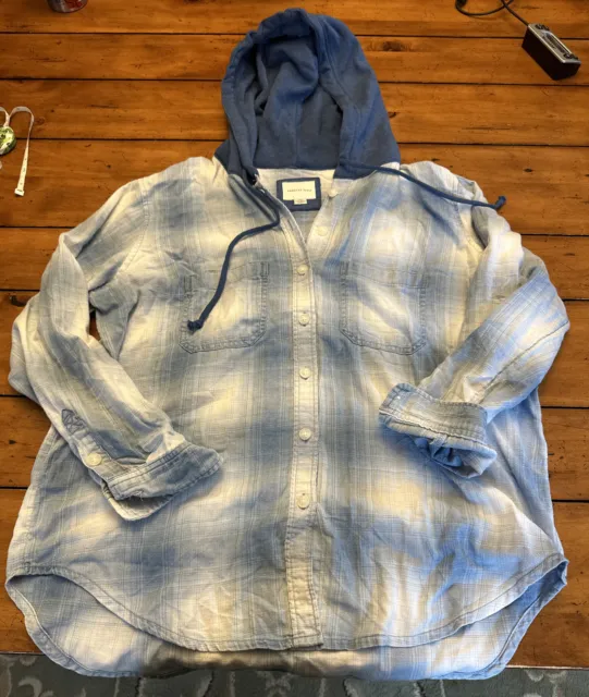 American Eagle Outfitters Hoodie Flannel Button Front Shirt Soft Plaid Comfy med