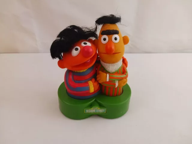Vintage 1976 Muppets Sesame Street Radio Bert and Ernie