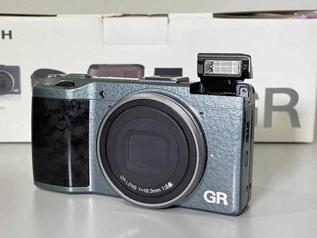 RICOH GR "GREEN LIMITED EDITION" FULL BOX SET (MINT) 1 of 5000