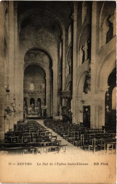 CPA AK NEVERS - La Nef de l'Église St-ÉTIENNE (456499)