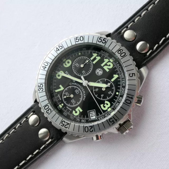 Alfa Romeo Classic Racing Aviator Pilot Car Accessory Swiss Chronograph Watch Alfa Romeo Classic Racing Aviator Pilot Car Accessory Swiss Chronograph Watch