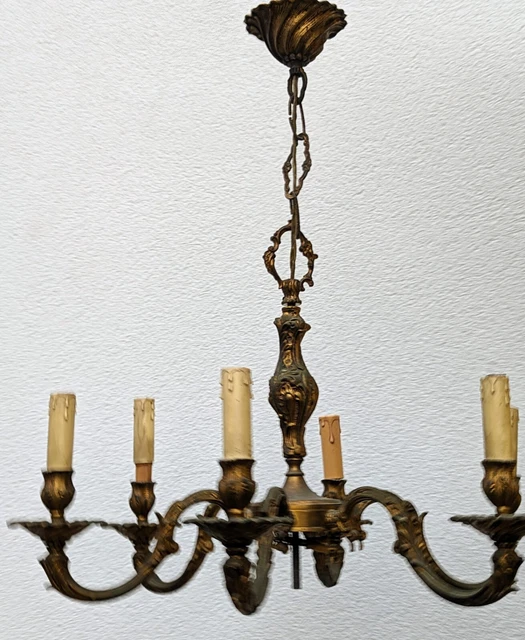 Lucien Gau Lustre en bronze massif Louis XV à six lumières 15846