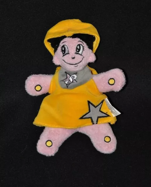 Peluche doudou poupée fille DECATHLON rose noir robe jaune capuche 19 cm TTBE