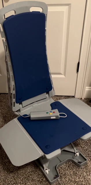Drive Medical Bath Lift 477150312 Bellavita Whisper Bath Chair/Lift