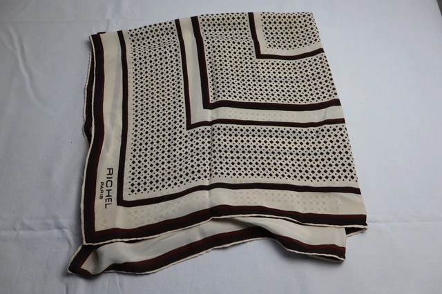 Esprit Foulard en Soie Vintage ( FL12/04/01-25B