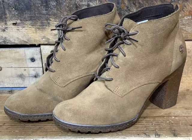 Timberland Womens 8.5 US Tillston High Heel Chukka Boots Wheat Suede Leather
