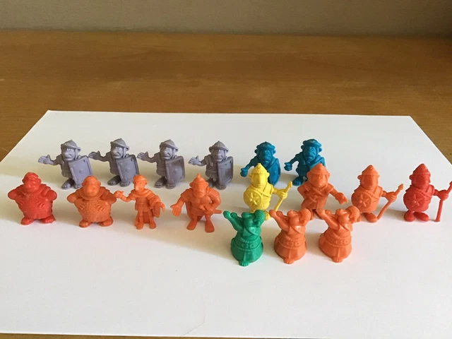 Lot De 138 Mini Figurines Astérix - Monochromes Années 70 - DARGAUD - Collection