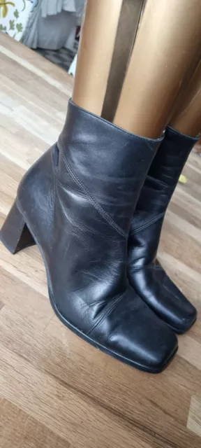 Bottines Femme San Remo 36 En Cuir Doublée Cuir TBE