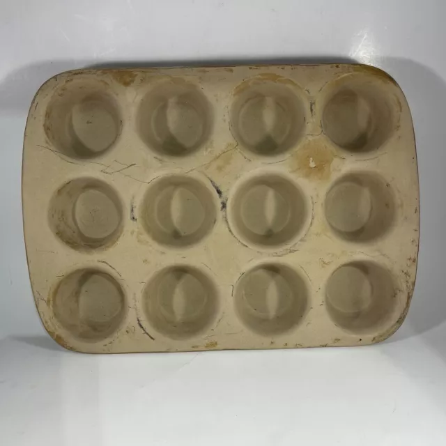 PAMPERED CHEF 12 Ct Muffin Cupcake Pan Stoneware Baking Tray