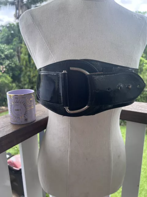 CUE belt Leather extra Wide Women's Size Medium Black