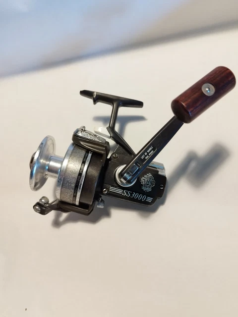 ANCIEN VINTAGE MOULINET Noir DAIWA AG4000b EUR 34,99 - FR